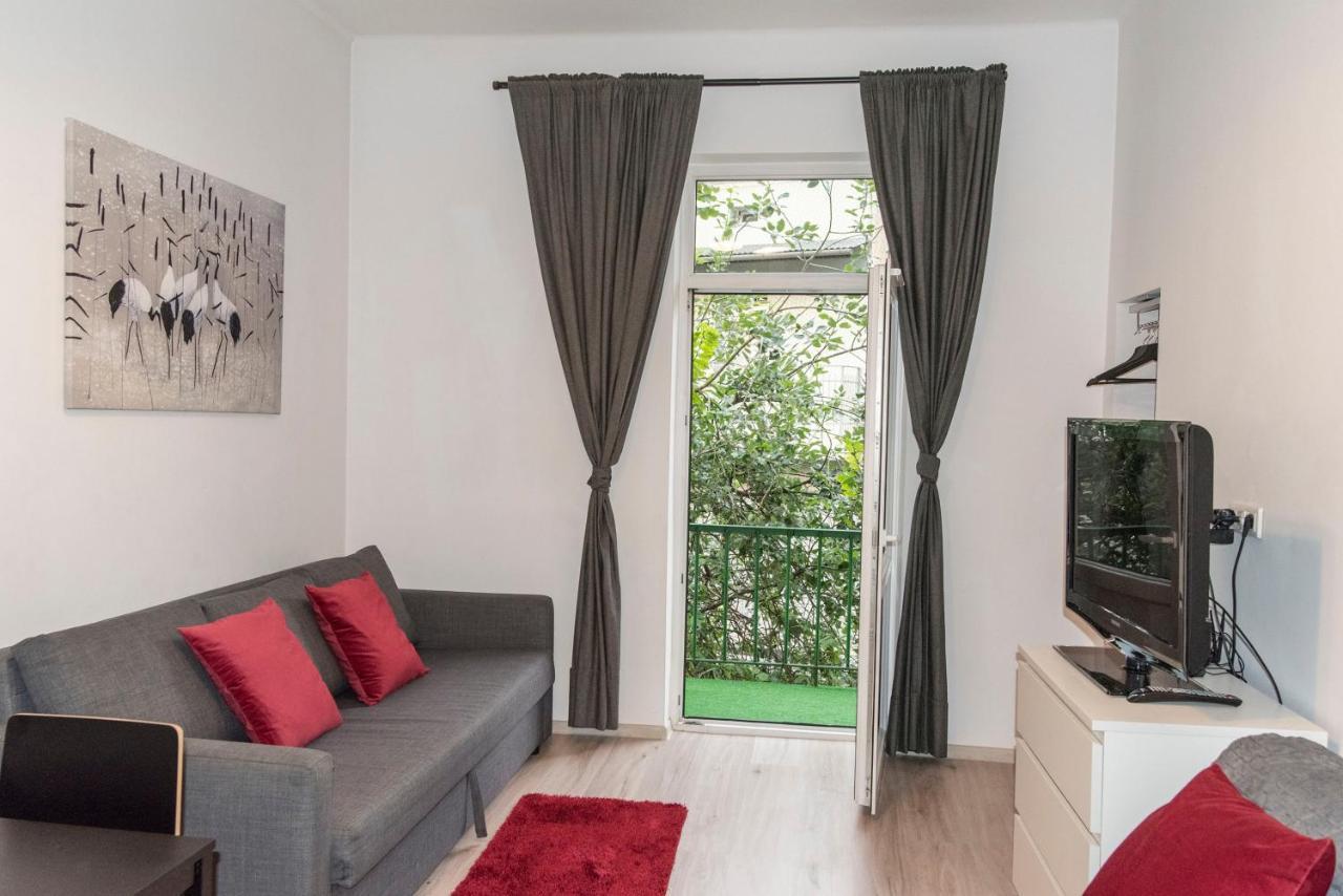 Old Cracow Apartment Mazowiecka 11 クラクフ エクステリア 写真